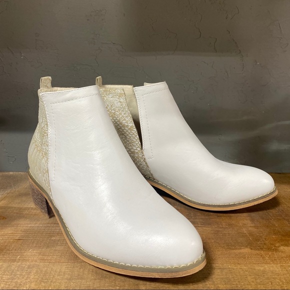 Corkys Shield Bootie - Picture 4 of 4